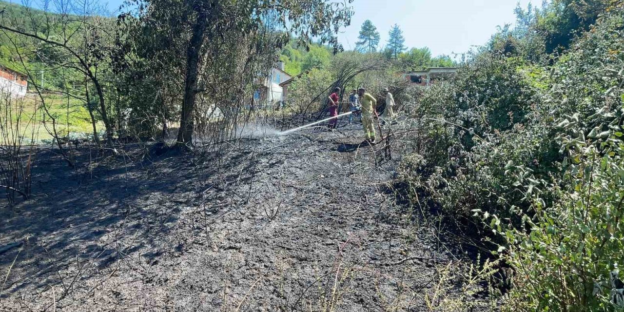 Bahçeye atılan kırık şişe yangına neden oldu
