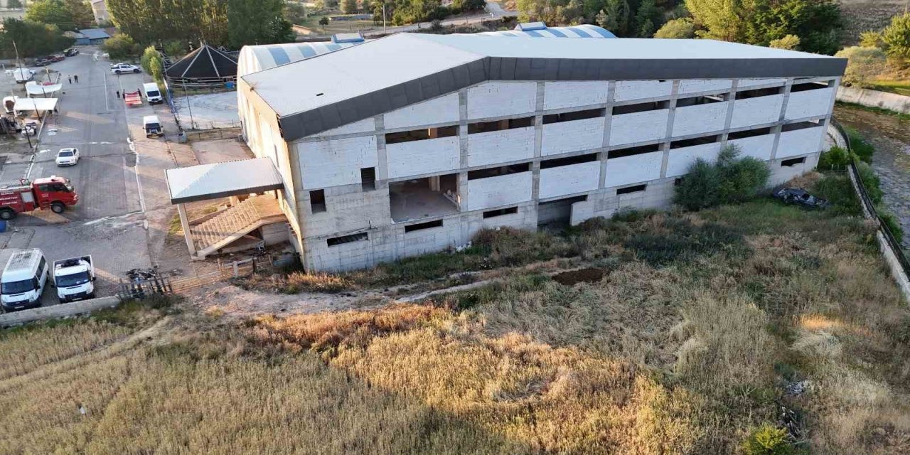 Mahkemelik havuz projesi yarım kaldı