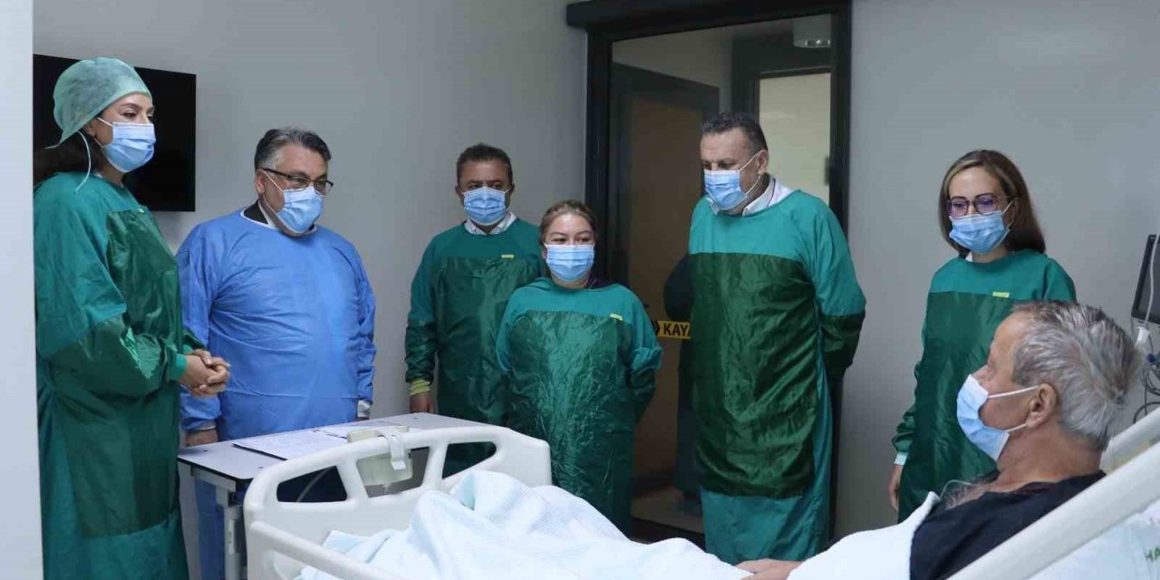 Batı Karadeniz Bölgesi’nde bir ilk: BEUN’da otolog kemik iliği nakli