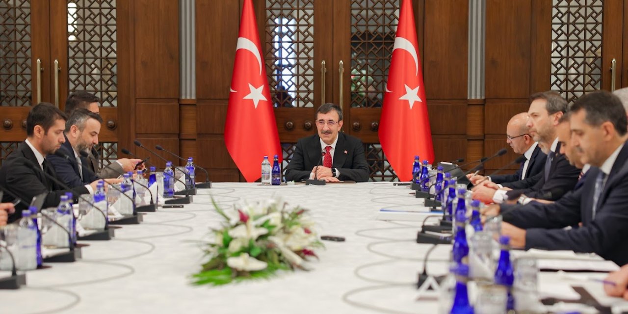 Bakan Şimşek: Alım Gücünü Yükseltmenin Tek Yolu, Tek Haneli Enflasyon