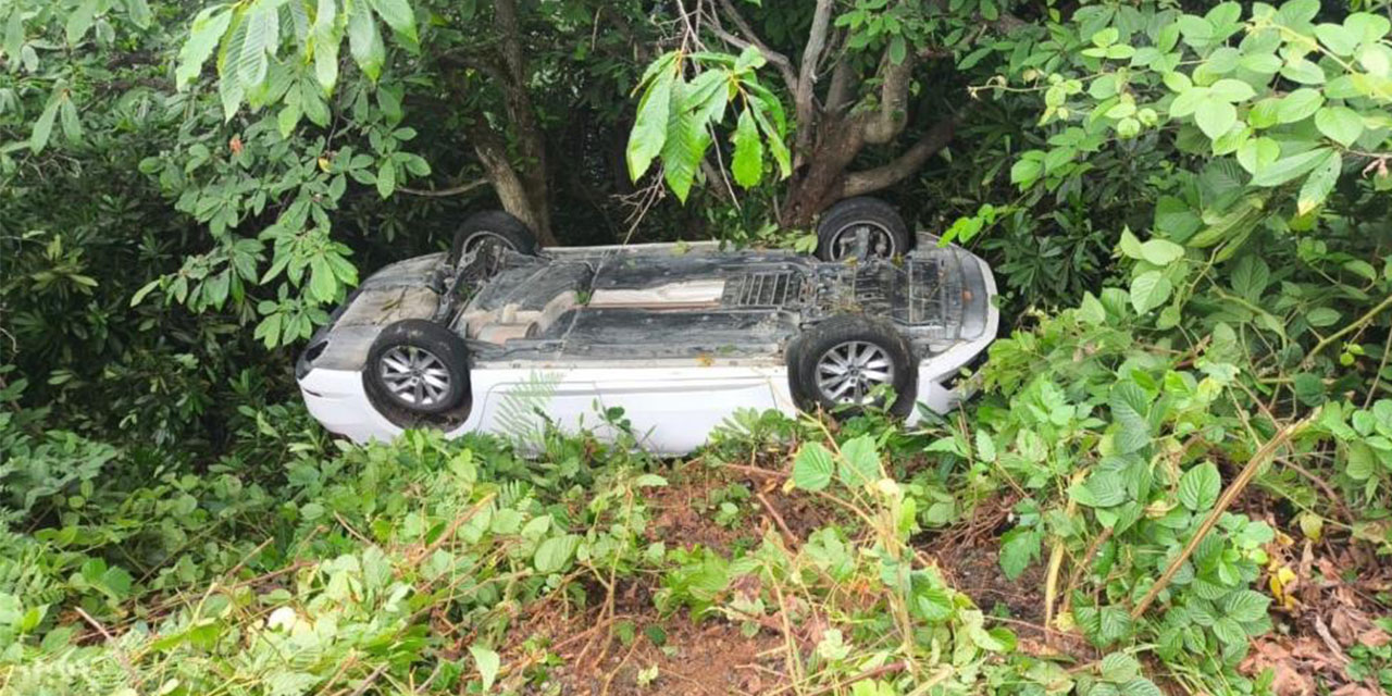 Giresun’da otomobil şarampole devrildi: 6 yaralı