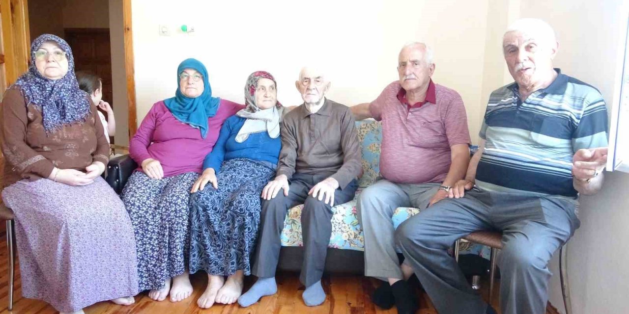 Giresunlu 101 yaşındaki Ali Dede: "Menderes’ten sonra ülkede bolluk dönemi Erdoğan zamanında yaşanıyor"