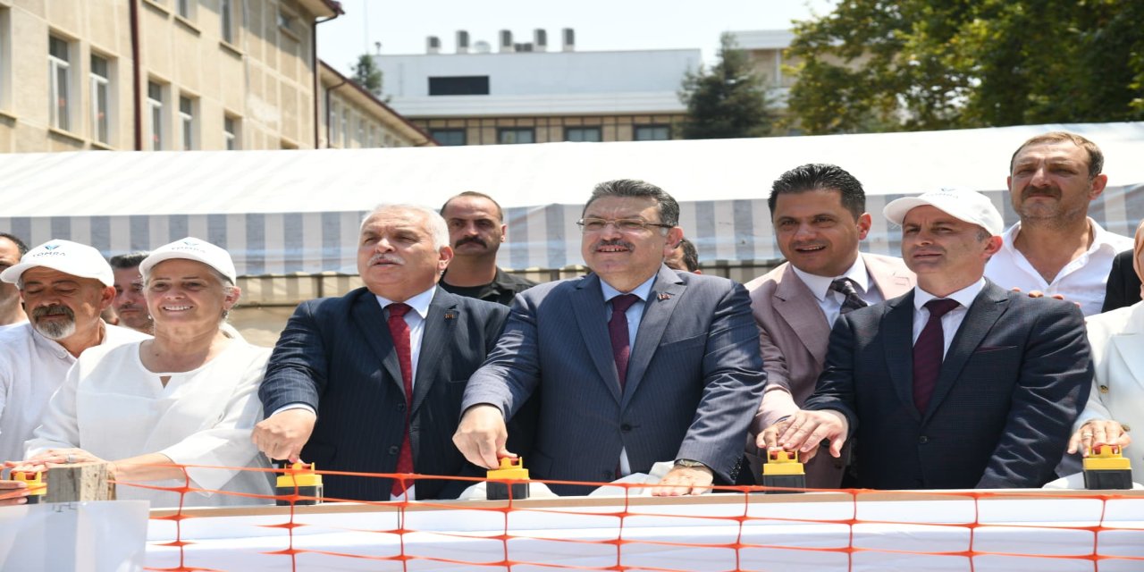 Yomra Vakfı Anadolu Lisesi’nin Yapımına Büyükşehir’den Destek