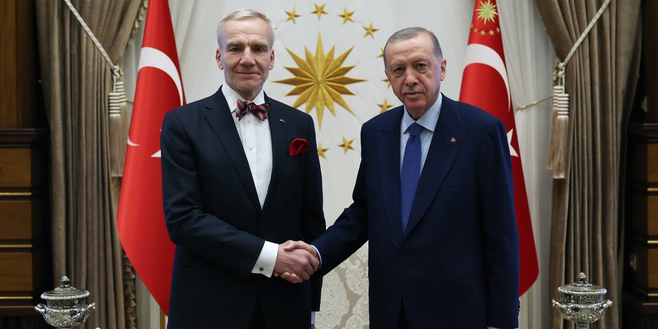 Büyükelçilerden Cumhurbaşkanı Erdoğan'a Güven Mektubu