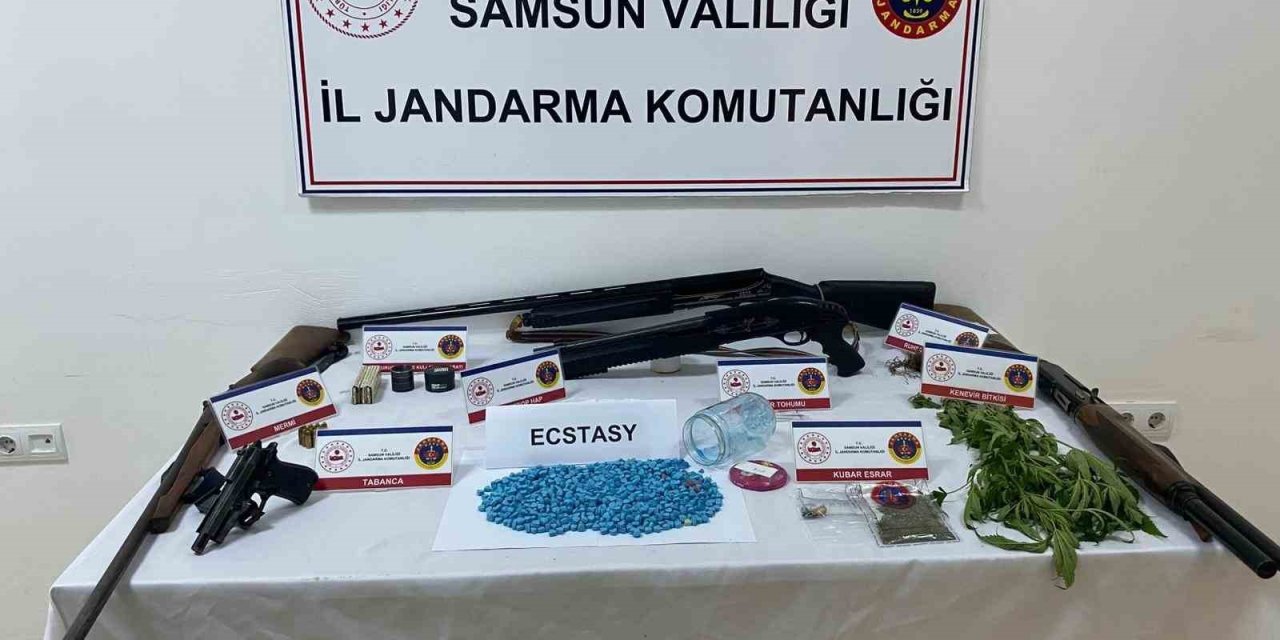 Samsun’da jandarmadan uyuşturucu operasyonu: 2 gözaltı