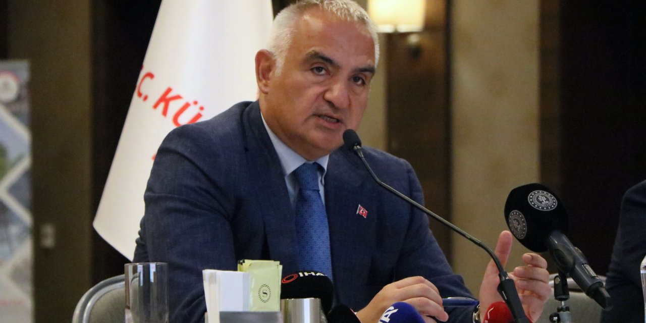 Bakan Ersoy, Kızılırmak Deltası Kuş Cenneti'ni Gezdi (2)