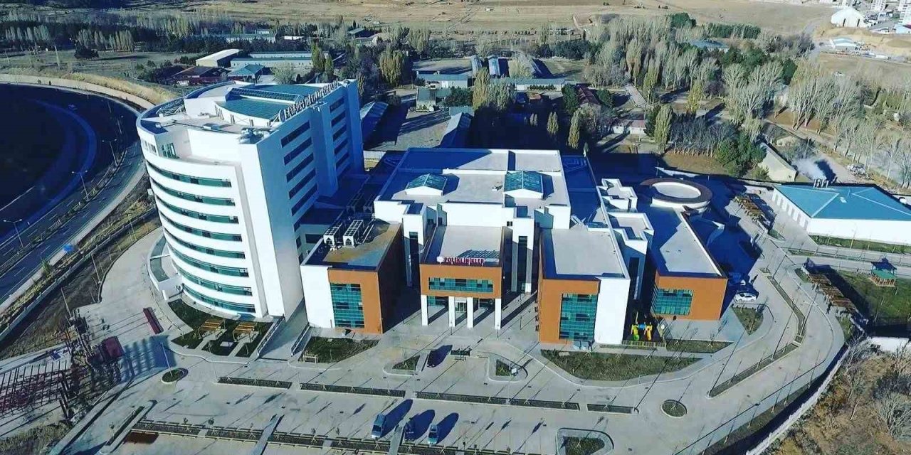 Bayburt Devlet Hastanesine Temmuz ayında 53 bin 208 kişi başvurdu