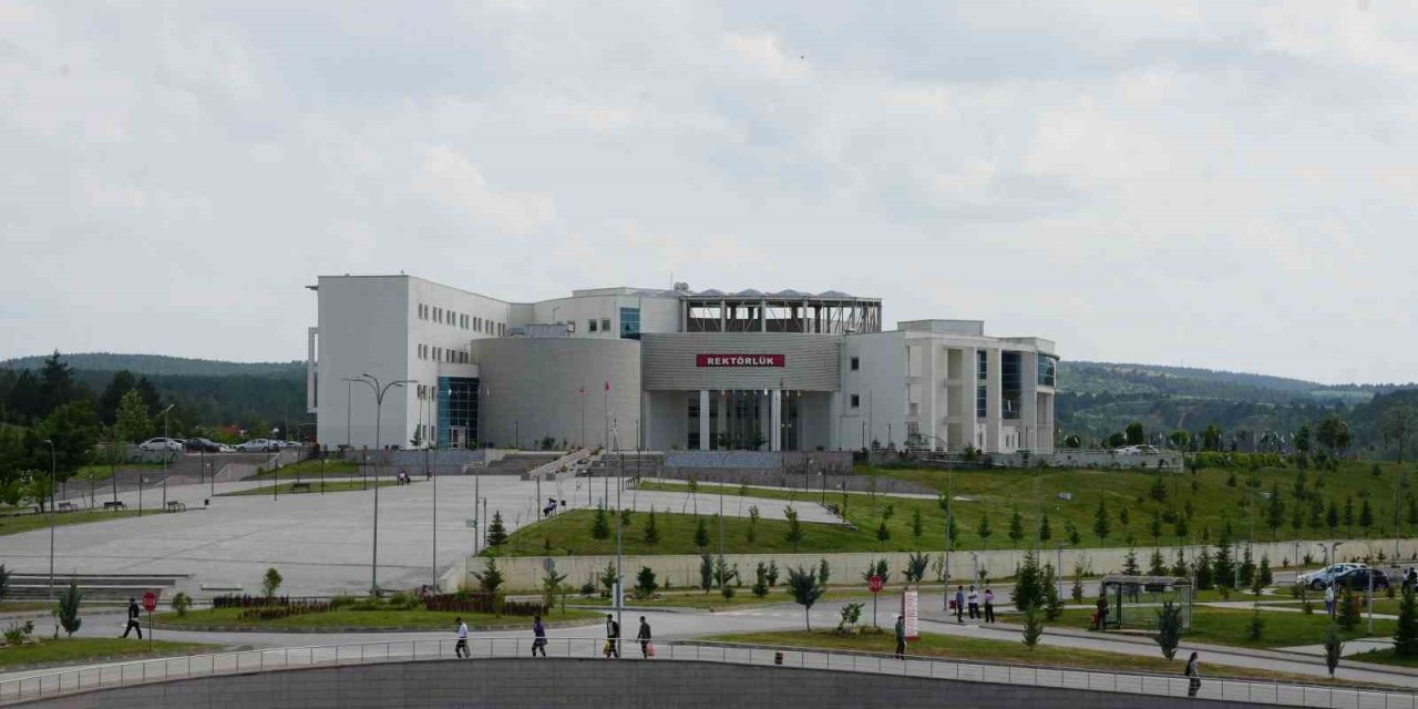 Kastamonu Üniversitesi gönüllülük projesiyle hibe almaya hak kazandı