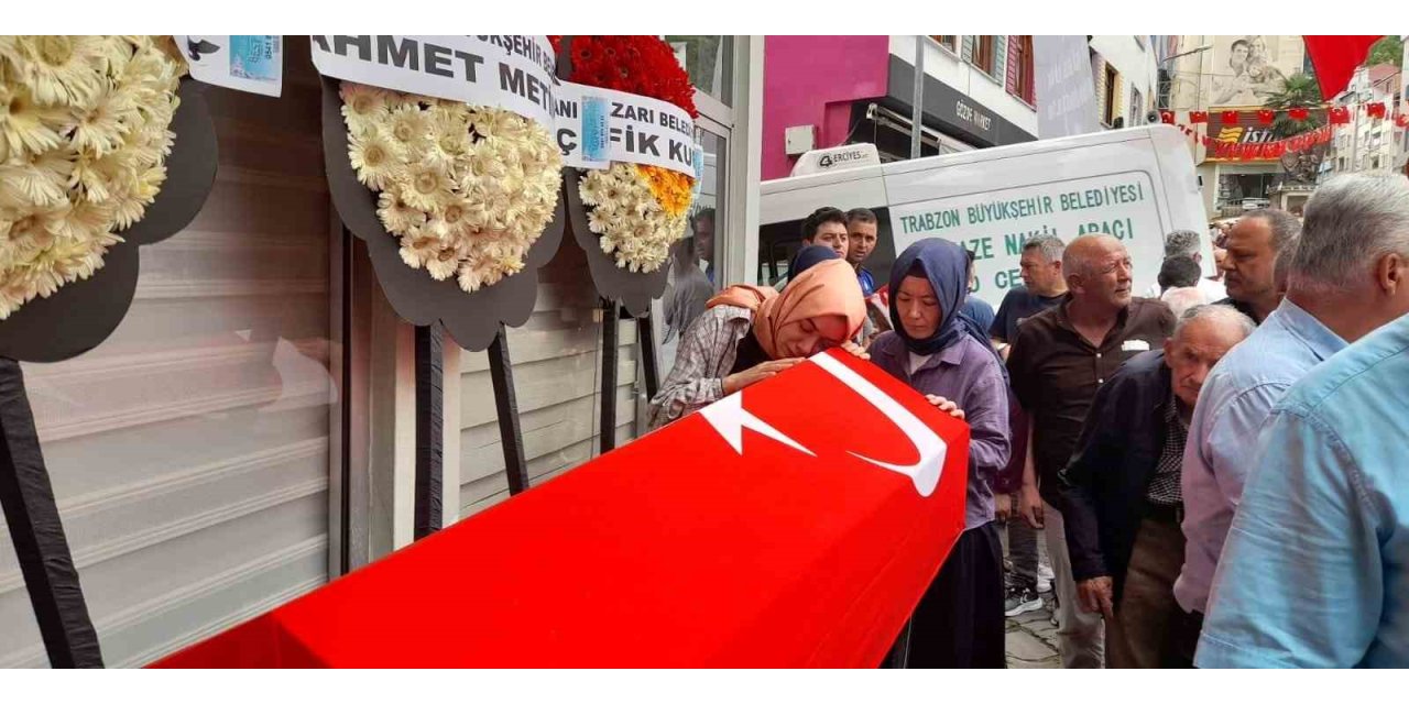 Eski Bakan Mustafa Demir’e Son Görev