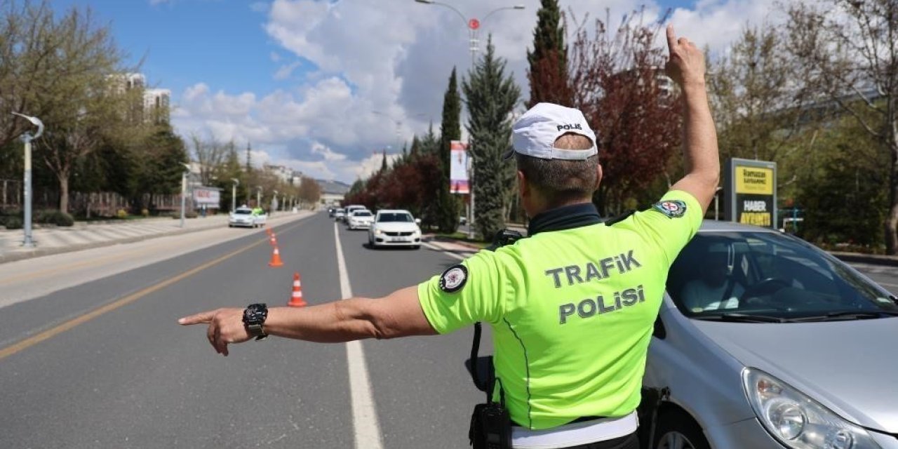 Düzce’de 440 hızlı sürücü radara girdi