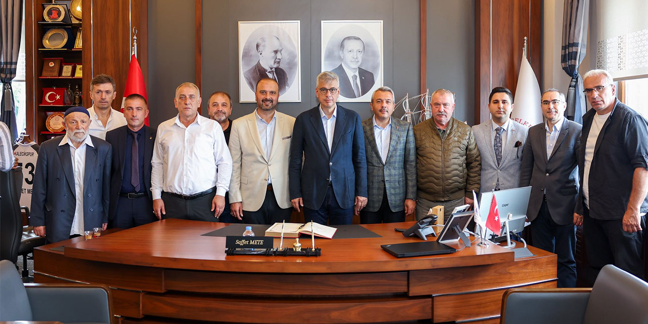 Sağlık Bakanı Memişoğlu, İyidere'de Sağlık Hizmetlerini Değerlendirdi