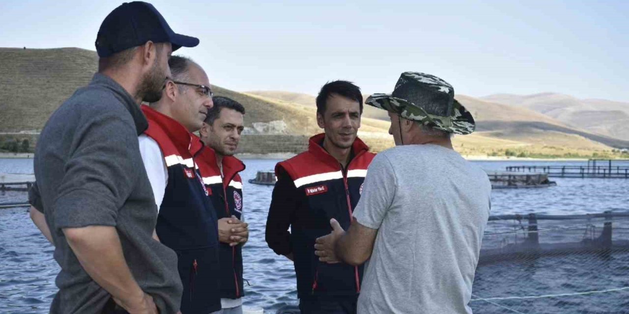 Bayburt’ta Alabalık İşletmesinde Üretim Yerinde İncelendi