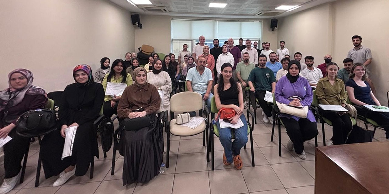 Rize'de Sağlık Personeline Temel İş Sağlığı ve Güvenliği Eğitimi Verildi