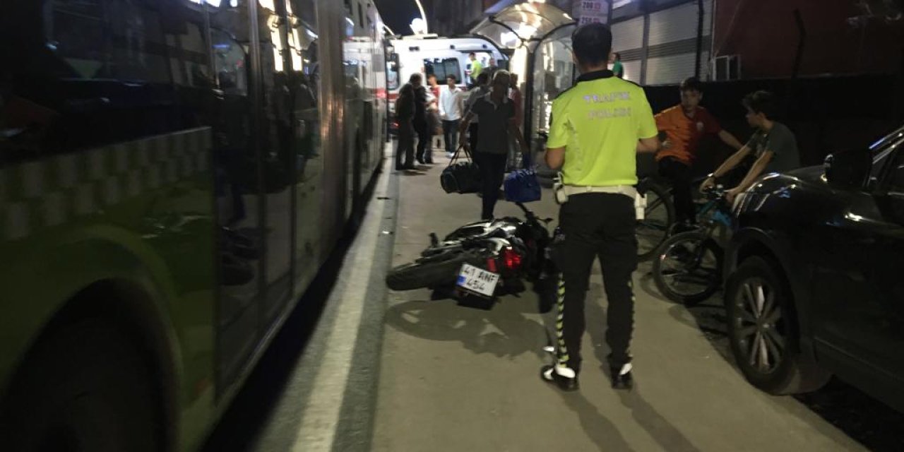 Yolun Karşısına Geçmeye Çalışan Yayaya Motosiklet Çarptı: 2 Yaralı