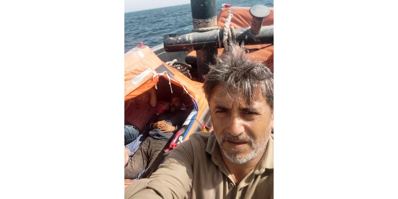 Fas açıklarında sürüklenen gemideki Türk kaptan ve 2 Türk mürettebat 1 aydır yardım bekliyor