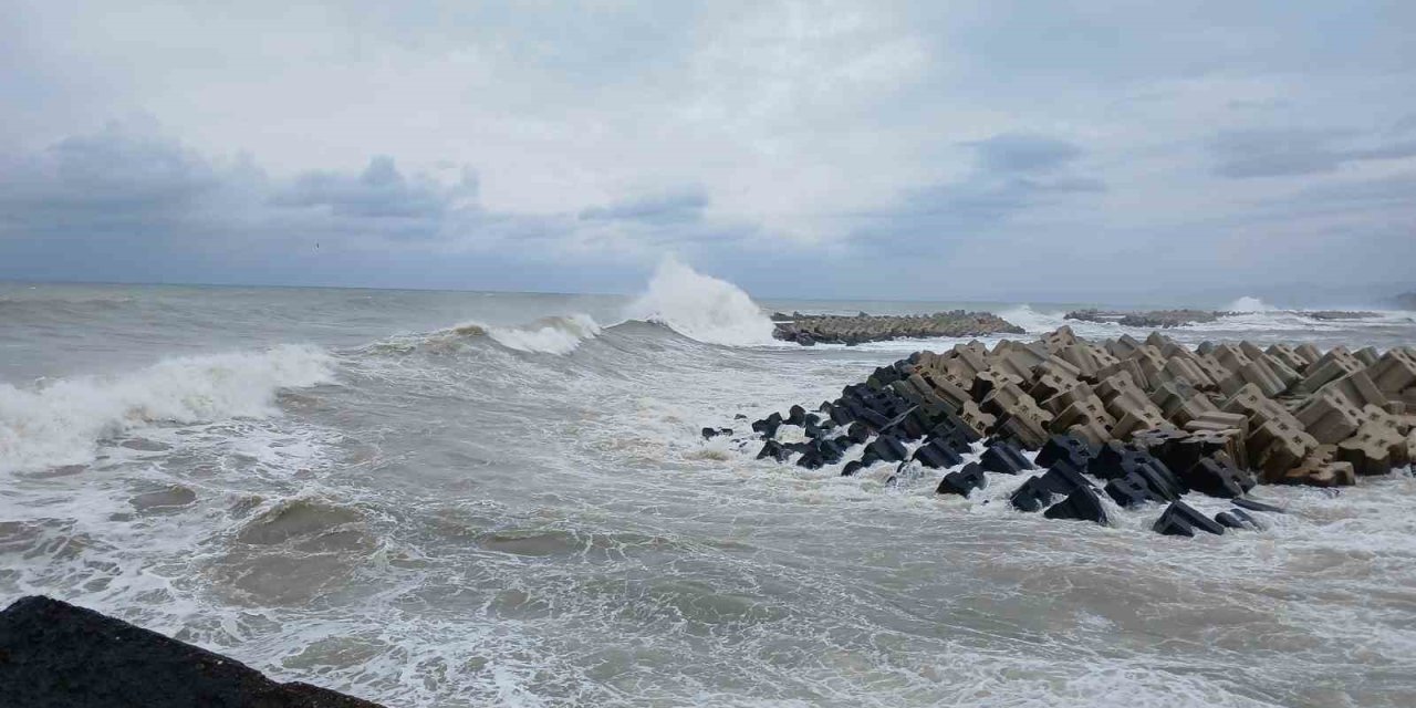 Batı Karadeniz’de fırtına uyarısı yapıldı