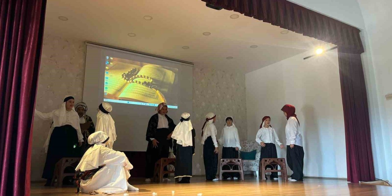 Kur’an kursları kapanış programı düzenlendi