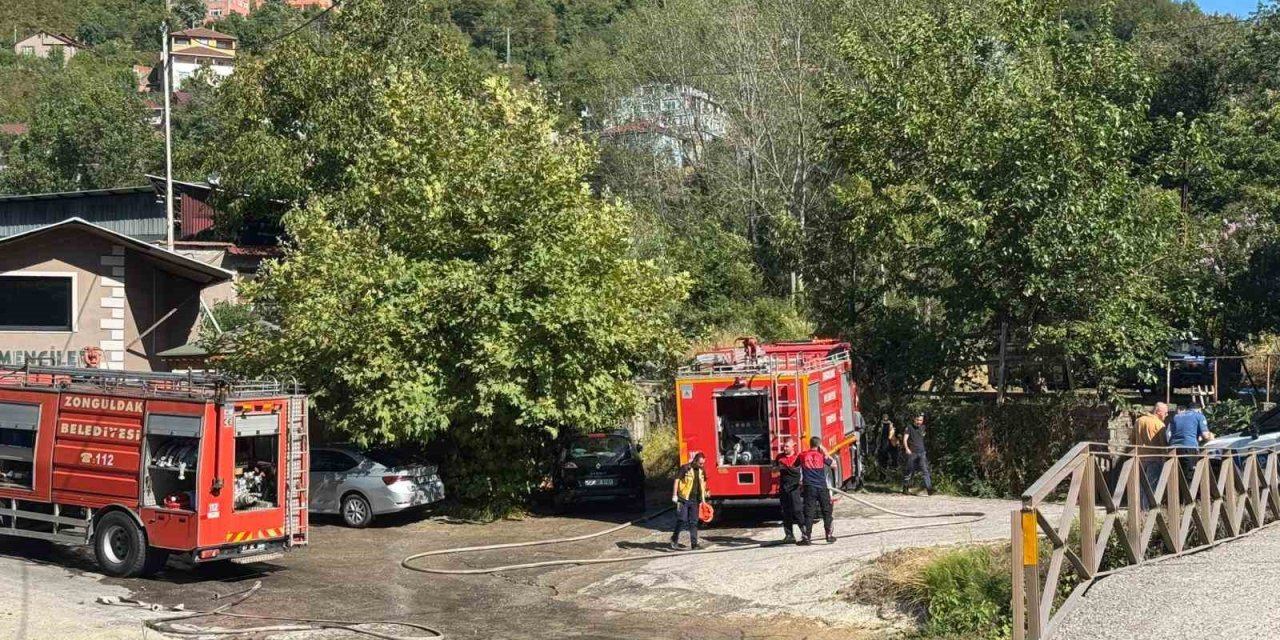 Zonguldak’ta ormanlık alanda çıkan yangın kısa sürede söndürüldü
