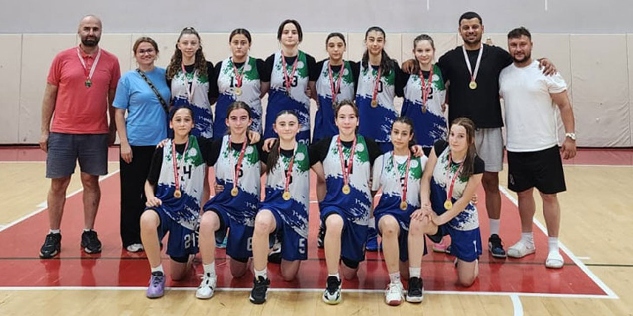 Rize Kız Basketbol Takımı Türkiye Finallerine Yükseldi