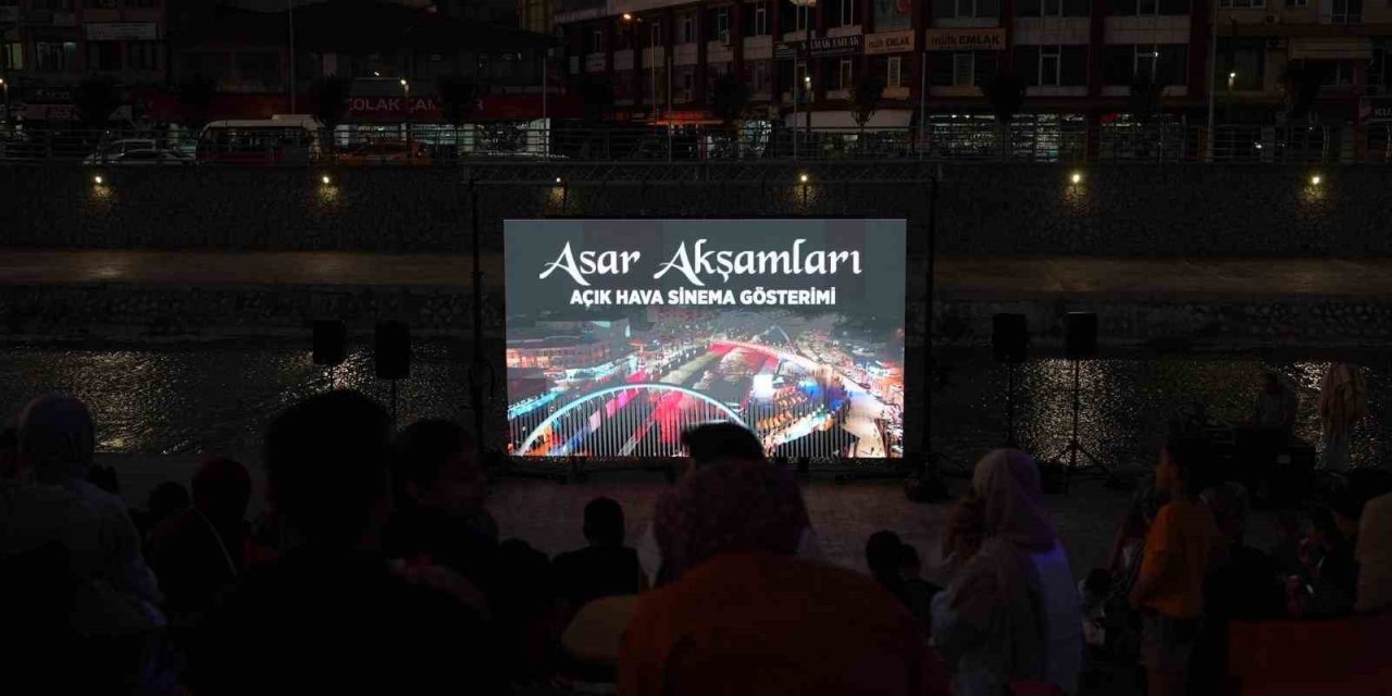 Asar akşamlarında ödüllü film gösterimi