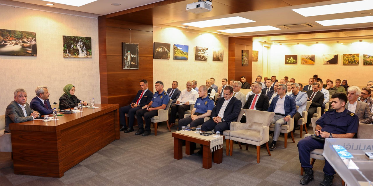 Rize'de İl İdare Şube Başkanları Toplantısı Gerçekleştirildi