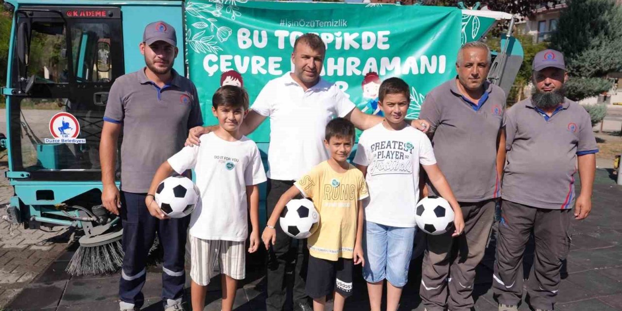 Çocuklar büyüklere örnek oldu