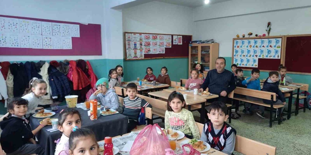 Denizde boğulma tehlikesi geçiren öğretmenden acı haber