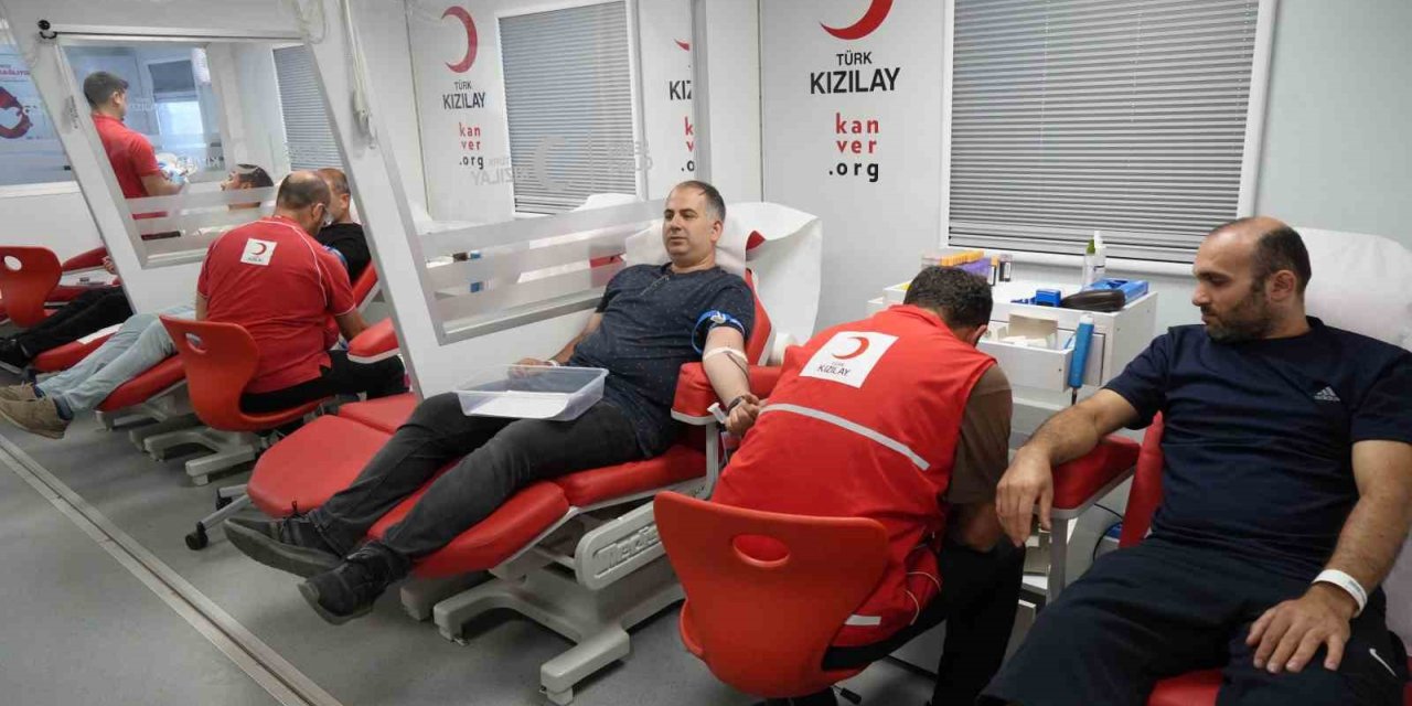 "Birbirimize Candan Bağlıyız" kampanyasında bin 472 ünite kan bağışı toplandı