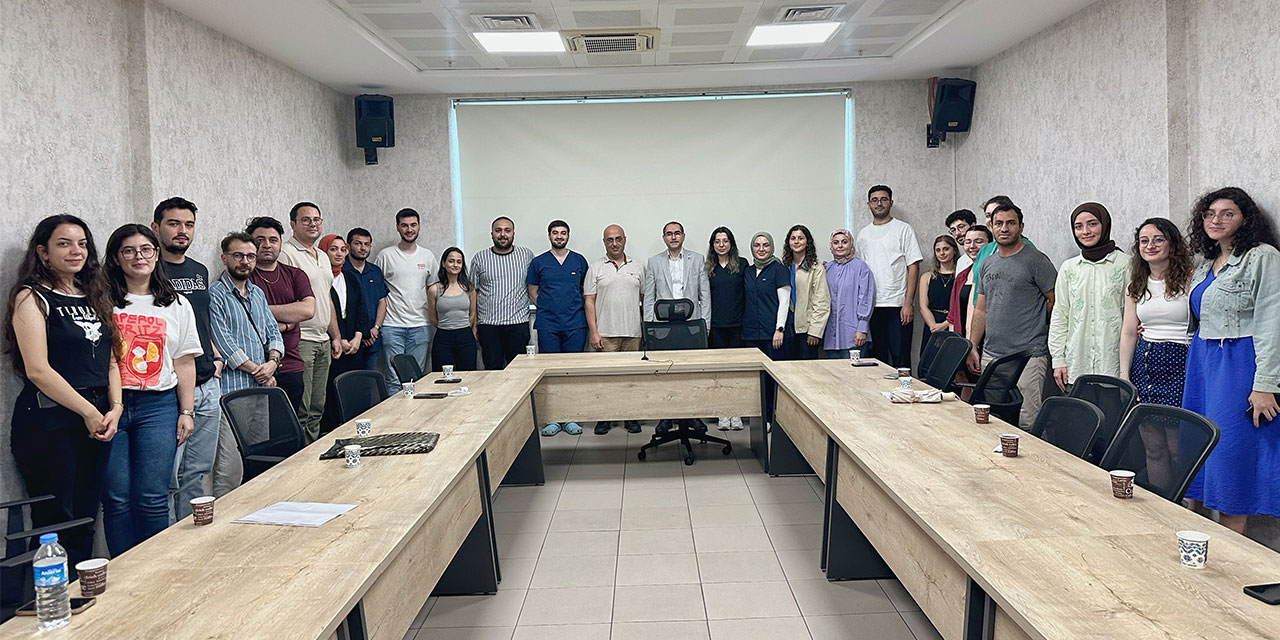 TUS Kazanan Rize'deki Hekimlere Demiral’dan Teşekkür ve Başarı Dileği