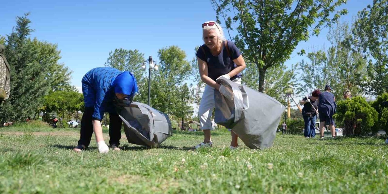 Kent konseyi temiz Düzce için kolları sıvadı