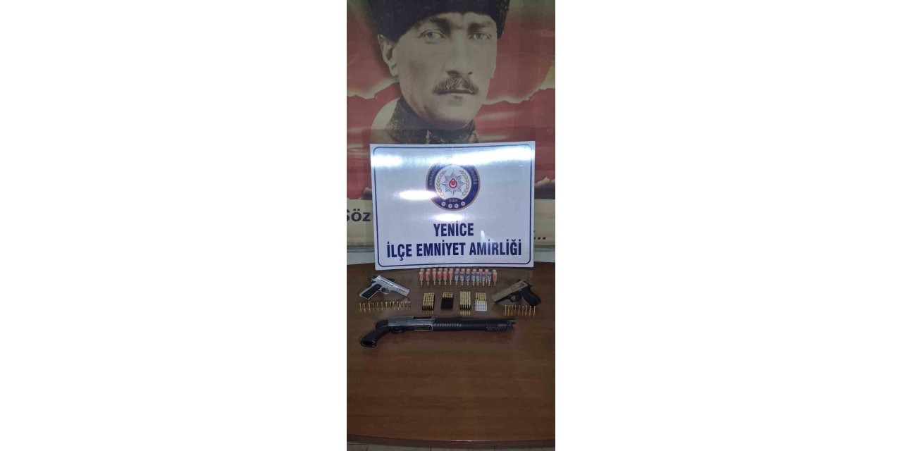 Karabük’te eğlence mekanına uyuşturucu ve silah operasyonu