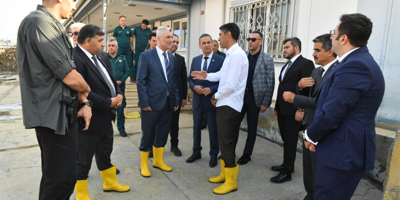 Bakan Bolat, Halkalı Gar Gümrük Müdürlüğü'nde İnceleme Yaptı