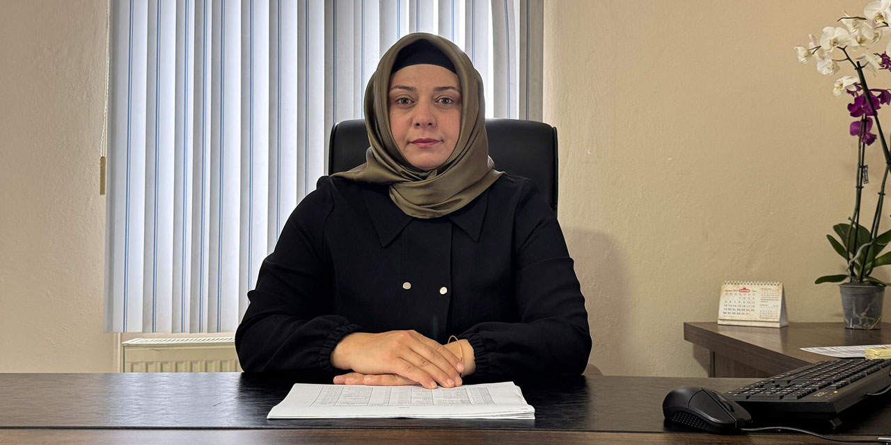 Rize'nin Yeni İl Müftü Yardımcısı Fevziye Durak Görevine Başladı