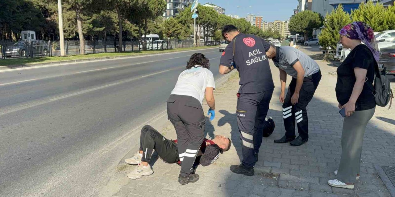 Samsun’da motosiklet yayaya çarptı: 2 yaralı