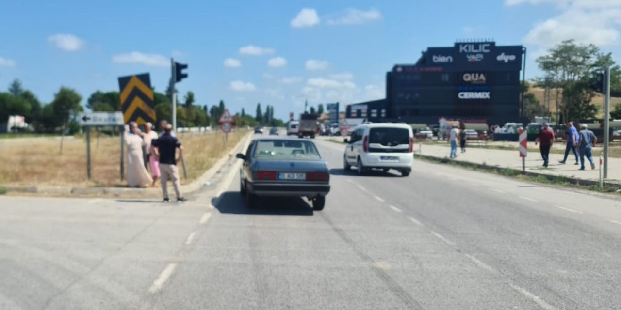 Samsun Alaçam’da 15 dakika arayla iki kaza kamerada