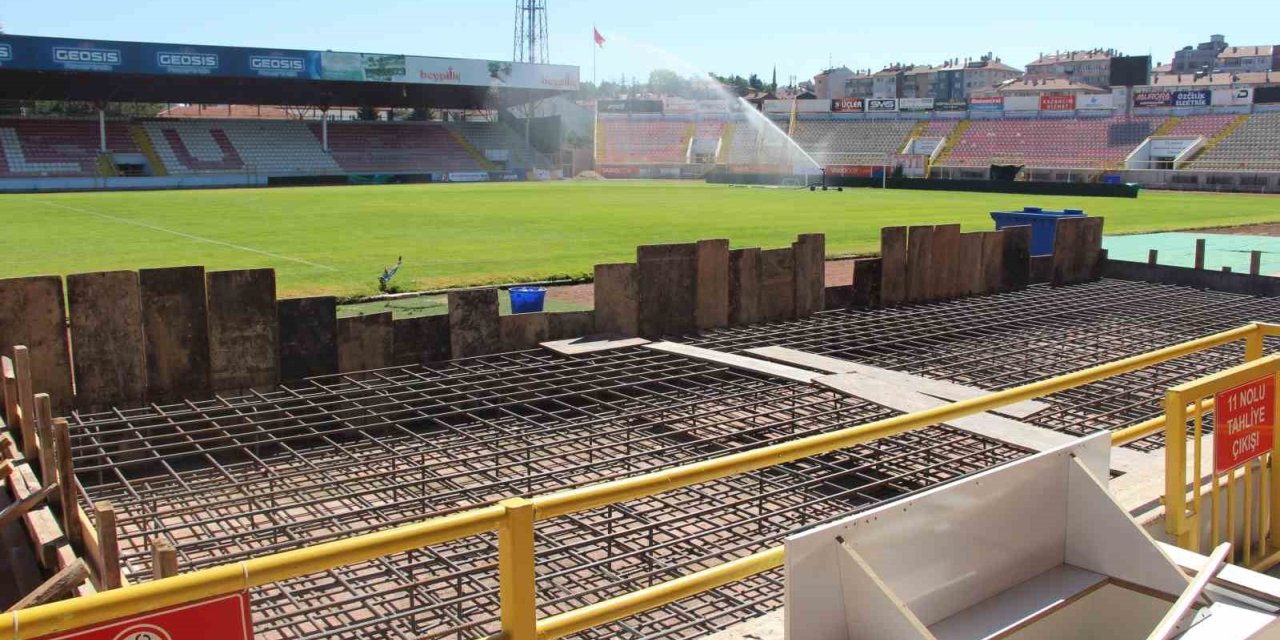 Bolu Atatürk Stadyumu, Manisa maçına yetiştirilmek isteniyor