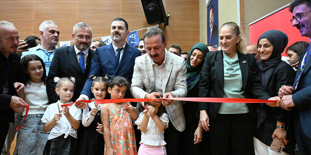 Anahtar Partisi Genel Başkanı Ağıralioğlu, Rize'de Partililerle Buluştu