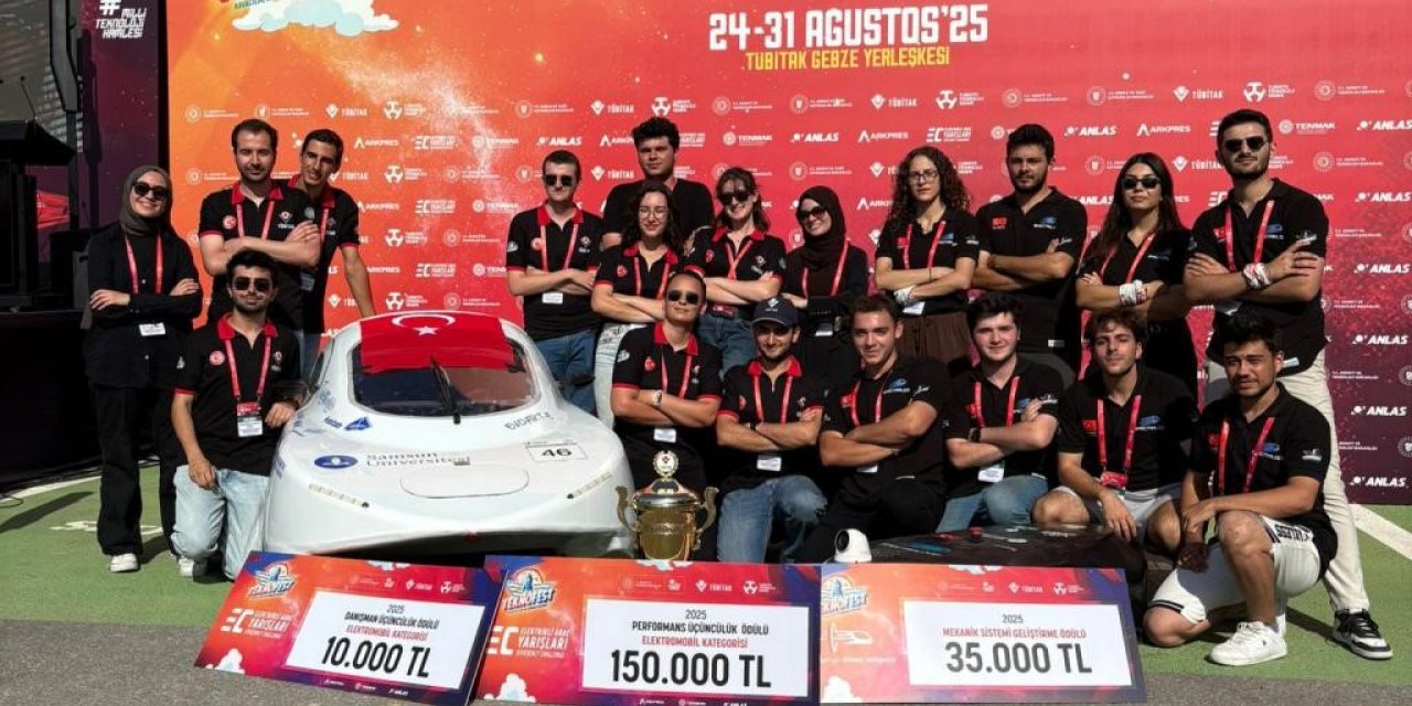 Öğrencilerinden TEKNOFEST’te çifte gurur