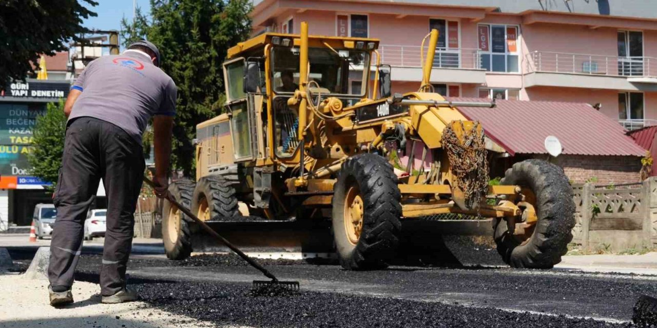 Düzce’de kaldırımlar yenileniyor