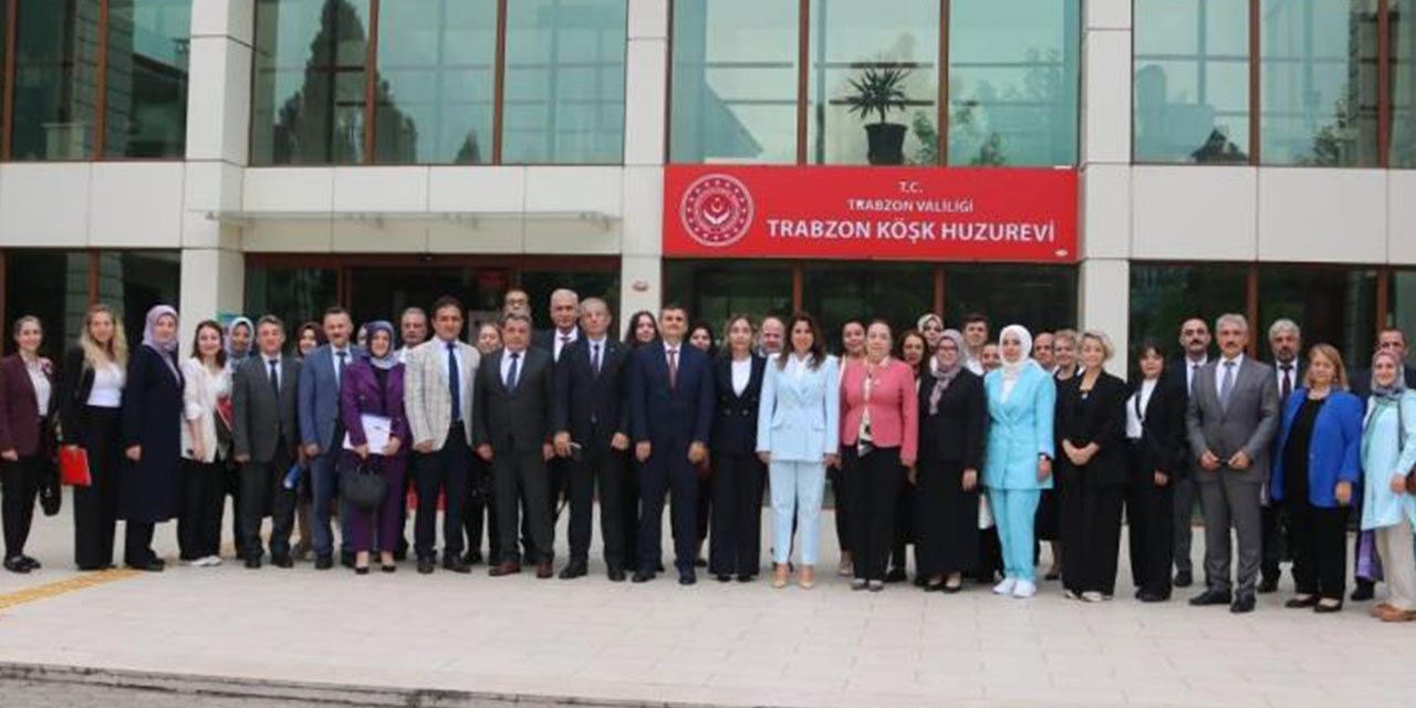 Karadeniz Bölgesi Kadın Hizmetleri Bölgesel İstişare Toplantısı Trabzon’da Gerçekleştirildi