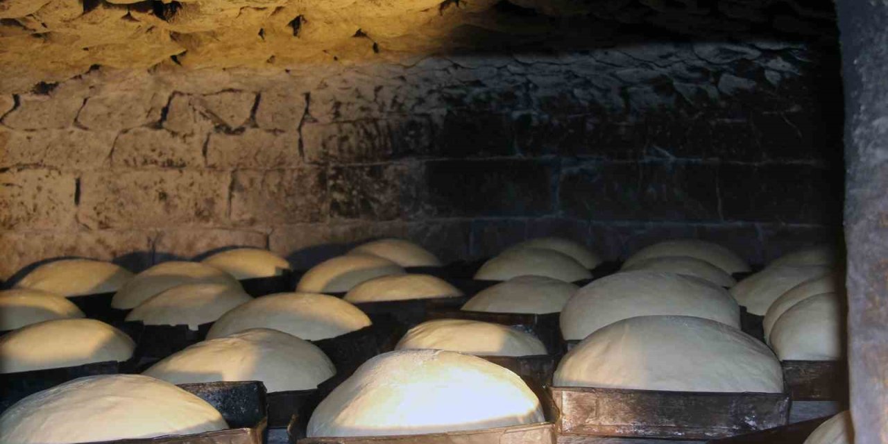 Abacıbükü Ekmeği’nin sırrı fırınında ve fındık kabuğunda