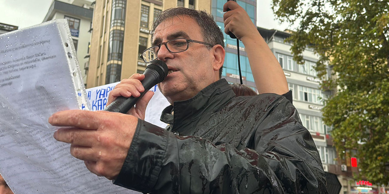 CHP Rize İl Başkanlığı’ndan Kayyum Tepkisi: “Bu Bir Darbedir"