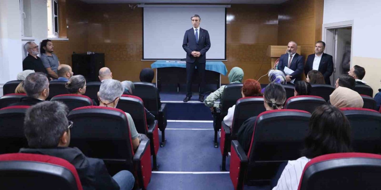 Bayburt’ta İlçe Zümre Başkanları Toplantısı yapıldı