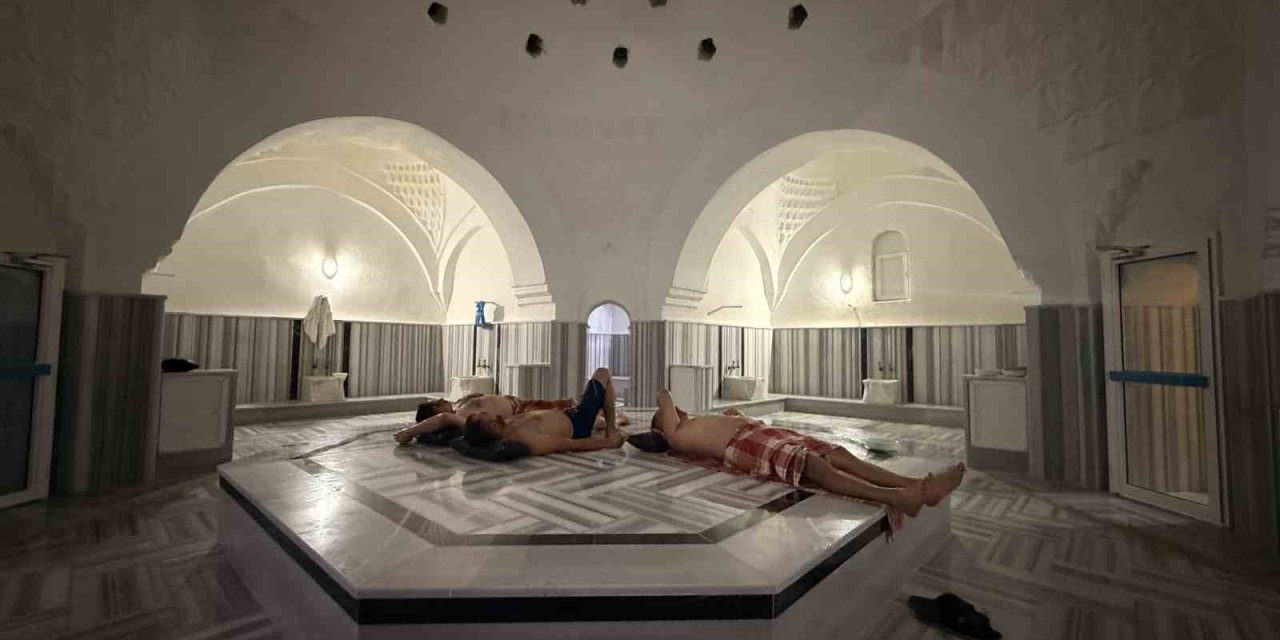 Tarihi hamam 453 yıl sonra farklı bir yöntemle ısıtıldı