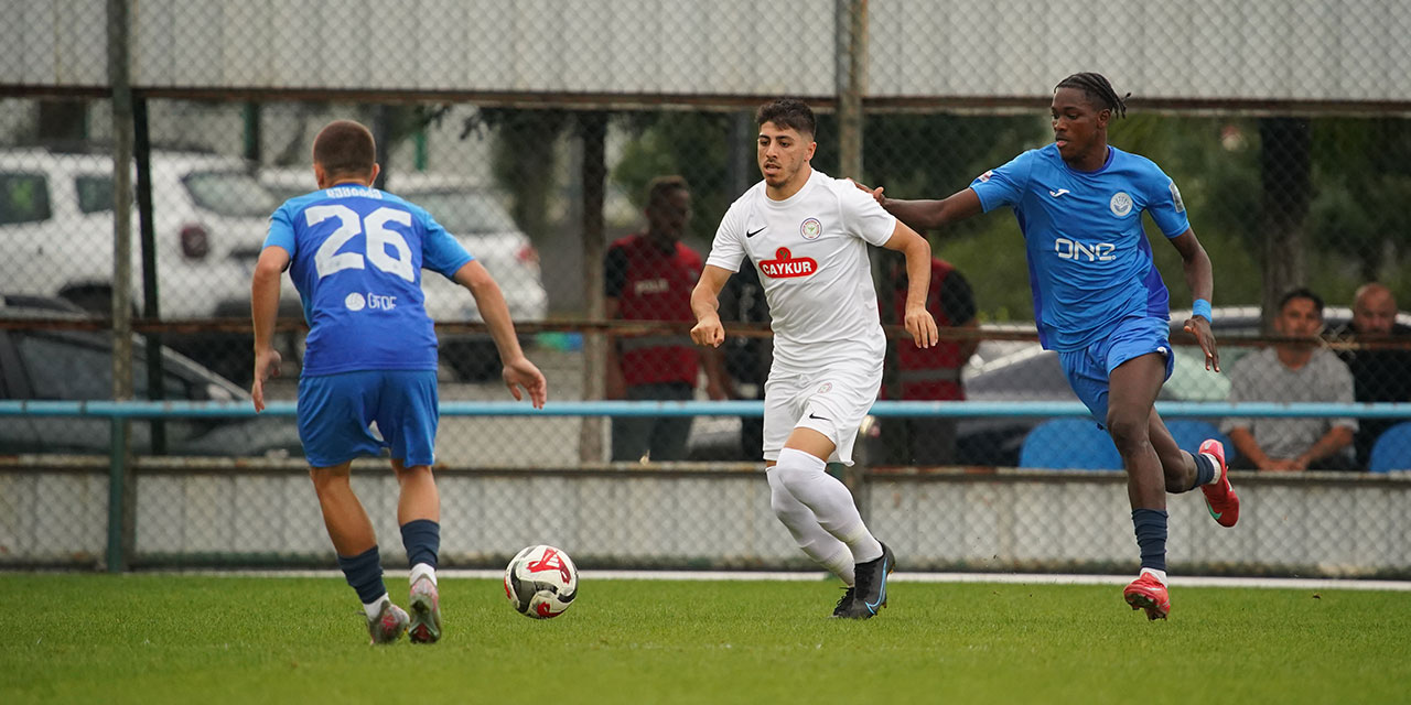 Çaykur Rizespor, Dinamo Batumi'yi 3-1 Mağlup Etti