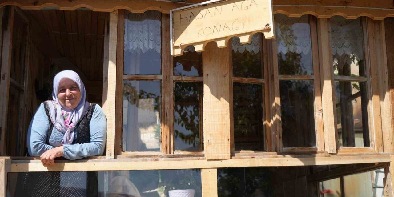 44 yıldır kiracısı olduğu eve gözü gibi bakıyor: "Kendi imkânlarımızla evimizi saray yaptık"