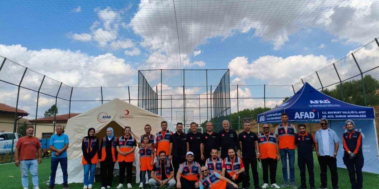 Destek AFAD gönüllüleri Demirözü’nde bir araya geldi