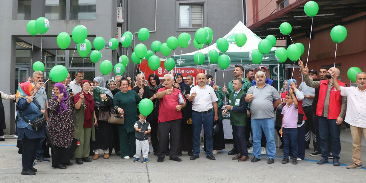Rize’de Hastane Önünde “Sigarayı Bırak, Hayatı Bırakma” Mesajı Gökyüzüne Taşındı