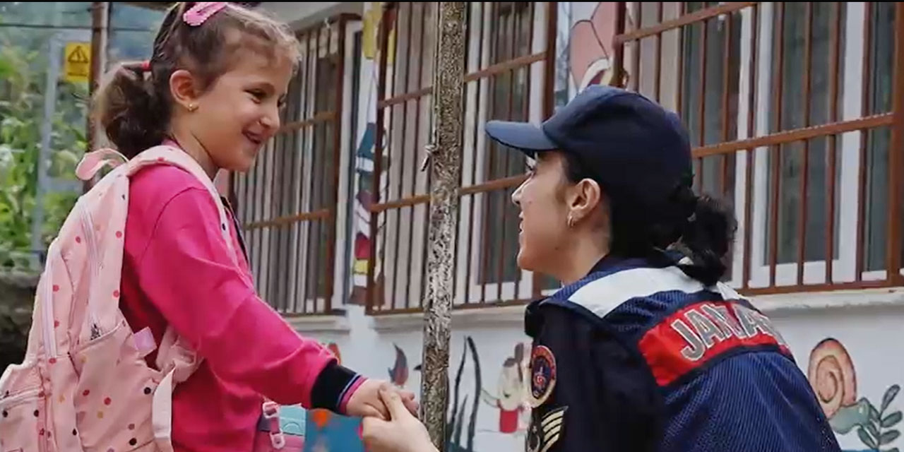 Rize Jandarma’dan Eğitim-Öğretim Yılına Anlamlı Başlangıç