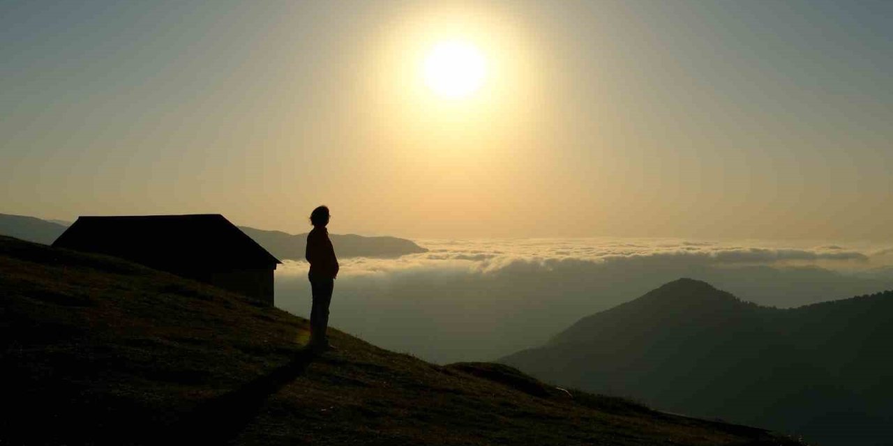 Gümüşhane’nin gizli cenneti Çetlüce Yaylası’nda sis denizi manzarası